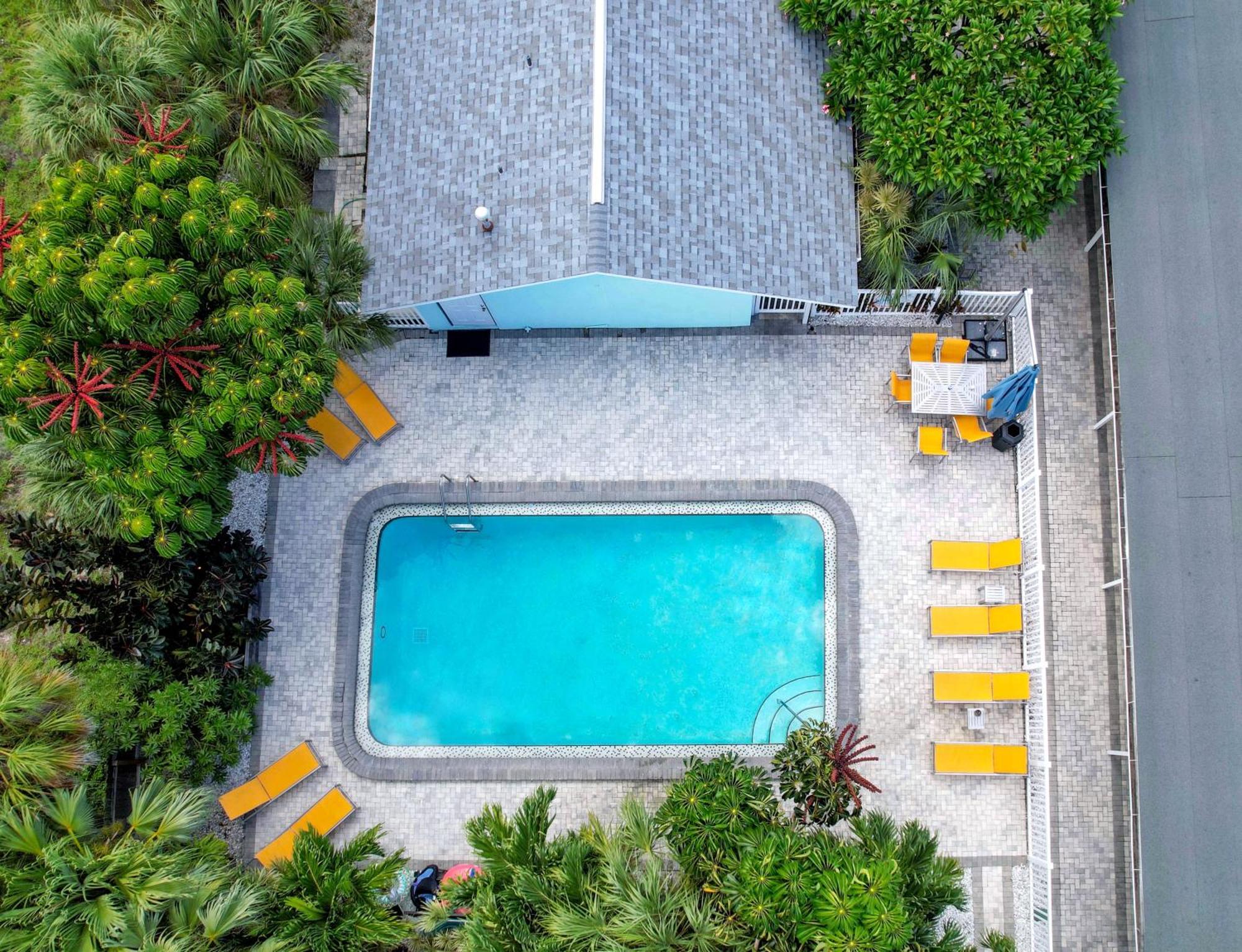 Park Shore Suites St Pete Beach St. Pete Beach Exterior foto